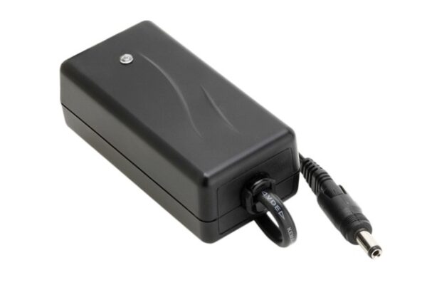 8.4VDC Lader for 2 Li-ion celler 11W 1.3A AC/DC 2240