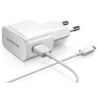 Lader til Samsung telefoner og nettbrett 2A inkl microUSB ledning ETA-U90EWE